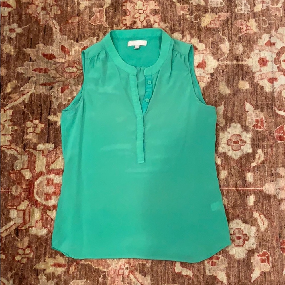 Banana Republic vibrant green sleeveless top